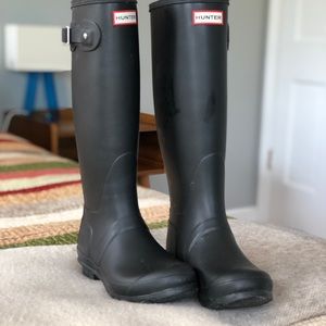 Black Hunter Tall Boots